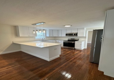 687-A Main St., Oxford, Massachusetts 01537, 3 Bedrooms Bedrooms, 5 Rooms Rooms,2 BathroomsBathrooms,Residential,For Sale,Main St.,73159645