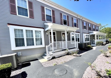 216 W Elm St, Brockton, Massachusetts 02301, 3 Bedrooms Bedrooms, 5 Rooms Rooms,2.5 BathroomsBathrooms,Residential,For Sale,West Elm Village,W Elm St,73156765