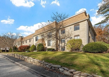 146 Swanson Rd, Boxborough, Massachusetts 01719, 2 Bedrooms Bedrooms, 4 Rooms Rooms,1 BathroomBathrooms,Residential,For Sale,Harvard Ridge,Swanson Rd,73179232