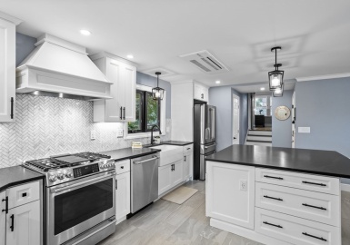 9 Drury Lane, Worcester, Massachusetts 01609, 4 Bedrooms Bedrooms, 8 Rooms Rooms,3 BathroomsBathrooms,Residential,For Sale,Drury Lane,73164250