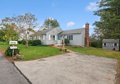 7 Hanover Drive, Newbury, Massachusetts 01951, 3 Bedrooms Bedrooms, 6 Rooms Rooms,1.5 BathroomsBathrooms,Residential,For Sale,Hanover Drive,73174058