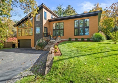 66 Morse Street, Sharon, Massachusetts 02067, 3 Bedrooms Bedrooms, 8 Rooms Rooms,2.5 BathroomsBathrooms,Residential,For Sale,Morse Street,73174020