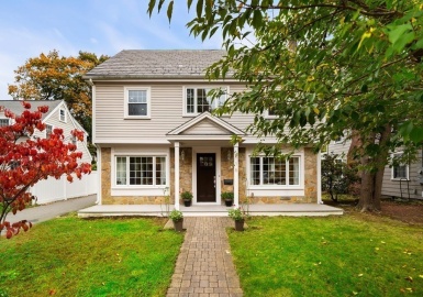 16 Blithedale St, Newton, Massachusetts 02460, 4 Bedrooms Bedrooms, 11 Rooms Rooms,3 BathroomsBathrooms,Residential,For Sale,Blithedale St,73176653
