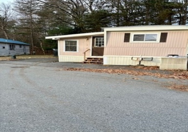 42 Adams Rd, Greenfield, Massachusetts 01301, 2 Bedrooms Bedrooms, 4 Rooms Rooms,1 BathroomBathrooms,Residential,For Sale,Adams Rd,73185819
