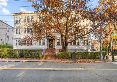 269 Forest Hills St, Boston, Massachusetts 02130, 2 Bedrooms Bedrooms, 5 Rooms Rooms,1 BathroomBathrooms,Residential,For Sale,269 Forest Hills Street Condominium,Forest Hills St,73179265