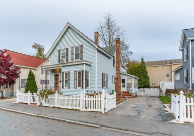 12 Puffer St, Lowell, Massachusetts 01851, 3 Bedrooms Bedrooms, 8 Rooms Rooms,2 BathroomsBathrooms,Residential,For Sale,Puffer St,73180315