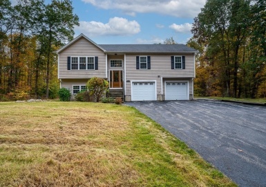 366 Dudley Oxford Road, Dudley, Massachusetts 01571, 3 Bedrooms Bedrooms, 7 Rooms Rooms,3 BathroomsBathrooms,Residential,For Sale,Dudley Oxford Road,73172497