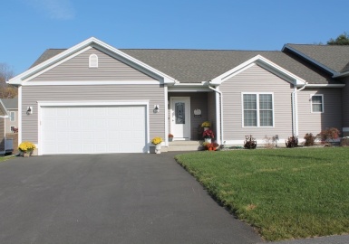 308 Miller St, Ludlow, Massachusetts 01056, 2 Bedrooms Bedrooms, 5 Rooms Rooms,2 BathroomsBathrooms,Residential,For Sale,Paradise Creek Condominiums,Miller St,73173564