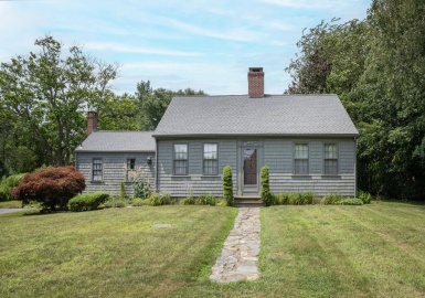 260 Brown Ave, Seekonk, Massachusetts 02771, 1 Bedroom Bedrooms, 6 Rooms Rooms,1 BathroomBathrooms,Residential,For Sale,Brown Ave,73142755