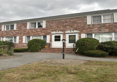 5 Robins St, East Bridgewater, Massachusetts 02333, 2 Bedrooms Bedrooms, 4 Rooms Rooms,1.5 BathroomsBathrooms,Residential,For Sale,Pomponoho Pines,Robins St,73173258