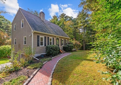 51 Point Of Pines Rd, Freetown, Massachusetts 02717, 3 Bedrooms Bedrooms, 7 Rooms Rooms,2 BathroomsBathrooms,Residential,For Sale,Point Of Pines Rd,73171222