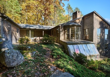 19 Cole Road, Williamsburg, Massachusetts 01039, 3 Bedrooms Bedrooms, 10 Rooms Rooms,2.5 BathroomsBathrooms,Residential,For Sale,Cole Road,73174314