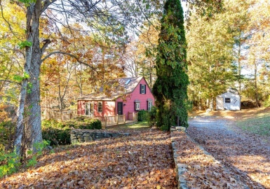 460 Franklin St, Duxbury, Massachusetts 02332, 2 Bedrooms Bedrooms, 7 Rooms Rooms,2 BathroomsBathrooms,Residential,For Sale,Franklin St,73175718