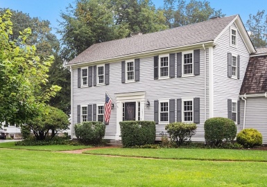 1031 Massachusetts Ave, Lexington, Massachusetts 02420, 3 Bedrooms Bedrooms, 7 Rooms Rooms,2.5 BathroomsBathrooms,Residential,For Sale,Massachusetts Ave,73151507