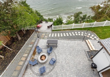 33-35 Seaview Dr, Plymouth, Massachusetts 02360, 3 Bedrooms Bedrooms, 12 Rooms Rooms,4 BathroomsBathrooms,Residential,For Sale,Seaview Dr,73165034