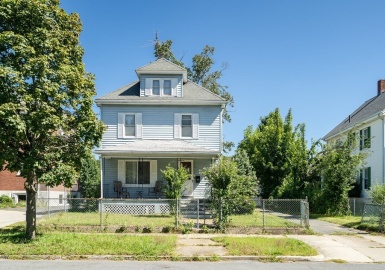 54 Lawrence St, Framingham, Massachusetts 01702, 4 Bedrooms Bedrooms, 7 Rooms Rooms,2 BathroomsBathrooms,Residential,For Sale,Lawrence St,73155679