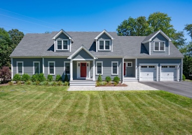139 Fairwood Dr, Hanson, Massachusetts 02341, 3 Bedrooms Bedrooms, 8 Rooms Rooms,2.5 BathroomsBathrooms,Residential,For Sale,Fairwood Dr,73152008