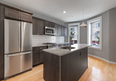 123 Saratoga Street, Boston, Massachusetts 02128, 1 Bedroom Bedrooms, 3 Rooms Rooms,1 BathroomBathrooms,Residential,For Sale,Saratoga Street,73171789