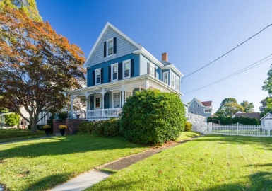 77 Green St, Fairhaven, Massachusetts 02719, 3 Bedrooms Bedrooms, 6 Rooms Rooms,3 BathroomsBathrooms,Residential,For Sale,Green St,73170369
