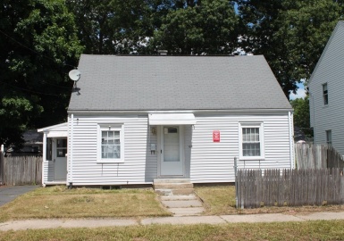 183 Savoy Ave, Springfield, Massachusetts 01104, 4 Bedrooms Bedrooms, 6 Rooms Rooms,1.5 BathroomsBathrooms,Residential,For Sale,Savoy Ave,73112289