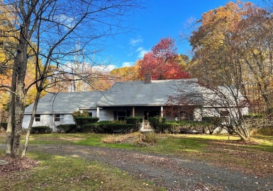 287 Wilbraham Rd, Monson, Massachusetts 01057, 4 Bedrooms Bedrooms, 6 Rooms Rooms,3 BathroomsBathrooms,Residential,For Sale,Wilbraham Rd,73174946