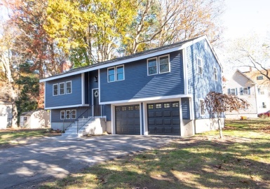 5 Morningside Dr, Norwood, Massachusetts 02062, 3 Bedrooms Bedrooms, 7 Rooms Rooms,2 BathroomsBathrooms,Residential,For Sale,Morningside Dr,73179282