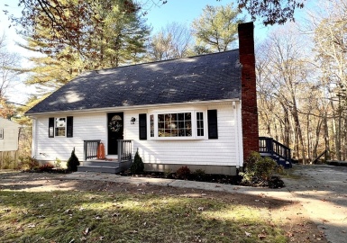 431 Kingman St, Taunton, Massachusetts 02718, 4 Bedrooms Bedrooms, 8 Rooms Rooms,2 BathroomsBathrooms,Residential,For Sale,Kingman St,73177103