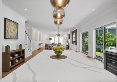 447-A Massachusetts, Lexington, Massachusetts 02420, 5 Bedrooms Bedrooms, 12 Rooms Rooms,4 BathroomsBathrooms,Residential,For Sale,Massachusetts,73128504