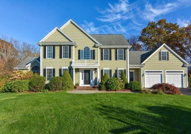 38 Thomas B Doolin Cir, North Attleboro, Massachusetts 02760, 4 Bedrooms Bedrooms, 14 Rooms Rooms,3.5 BathroomsBathrooms,Residential,For Sale,Thomas B Doolin Cir,73177296