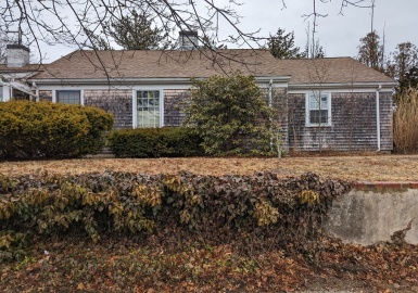 37 Maryland St, New Bedford, Massachusetts 02745, 2 Bedrooms Bedrooms, 7 Rooms Rooms,1.5 BathroomsBathrooms,Residential,For Sale,Maryland St,73090414