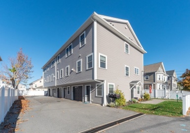 156 Ash Street, Waltham, Massachusetts 02453, 3 Bedrooms Bedrooms, 8 Rooms Rooms,3 BathroomsBathrooms,Residential,For Sale,Ash Street,73181571