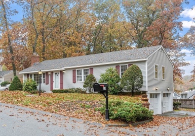 15 Stevens St, Dracut, Massachusetts 01826, 4 Bedrooms Bedrooms, 7 Rooms Rooms,1.5 BathroomsBathrooms,Residential,For Sale,Stevens St,73175671