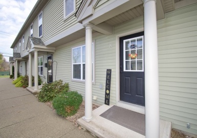 139 Union St, Westfield, Massachusetts 01085, 2 Bedrooms Bedrooms, 4 Rooms Rooms,1.5 BathroomsBathrooms,Residential,For Sale,Union Park Condominiums,Union St,73178445