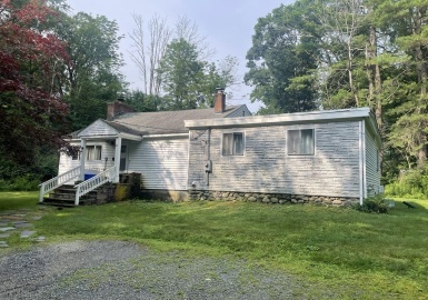 21 Webster St, Andover, Massachusetts 01810, 2 Bedrooms Bedrooms, 4 Rooms Rooms,1 BathroomBathrooms,Residential,For Sale,Webster St,73138145