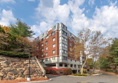 200 Ledgewood Drive, Stoneham, Massachusetts 02180, 2 Bedrooms Bedrooms, 5 Rooms Rooms,2 BathroomsBathrooms,Residential,For Sale,The Montvale,Ledgewood Drive,73178365