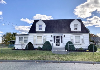 81 Jennings St, Chicopee, Massachusetts 01020, 3 Bedrooms Bedrooms, 6 Rooms Rooms,1.5 BathroomsBathrooms,Residential,For Sale,Jennings St,73175983