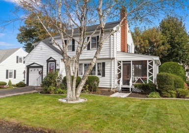 19 Buxton Ln, Peabody, Massachusetts 01960, 4 Bedrooms Bedrooms, 7 Rooms Rooms,1.5 BathroomsBathrooms,Residential,For Sale,Buxton Ln,73173384