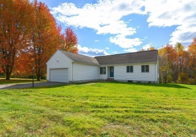 305 West Street, Uxbridge, Massachusetts 01569, 3 Bedrooms Bedrooms, 5 Rooms Rooms,1.5 BathroomsBathrooms,Residential,For Sale,West Street,73182020