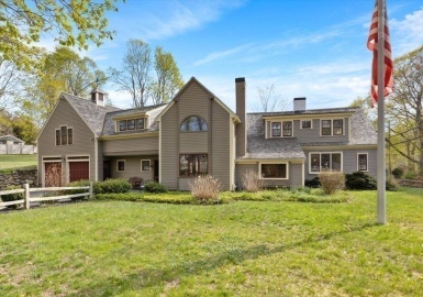 1363 Tremont Street, Duxbury, Massachusetts 02332, 4 Bedrooms Bedrooms, 12 Rooms Rooms,4 BathroomsBathrooms,Residential,For Sale,Tremont Street,72996865