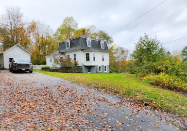 49 Benjamin Street, Winchendon, Massachusetts 01475, 3 Bedrooms Bedrooms, 5 Rooms Rooms,1.5 BathroomsBathrooms,Residential,For Sale,Benjamin Street,73168003