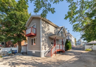 51 Green Street, Lynn, Massachusetts 01902, 4 Bedrooms Bedrooms, 8 Rooms Rooms,3 BathroomsBathrooms,Residential,For Sale,Green Street,73167398