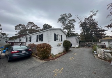 3132 Cranberry Highway, Wareham, Massachusetts 02538, 2 Bedrooms Bedrooms, 4 Rooms Rooms,1 BathroomBathrooms,Residential,For Sale,Cranberry Highway,73177771