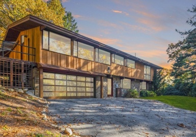 262 S Bradford Street, North Andover, Massachusetts 01845, 5 Bedrooms Bedrooms, 10 Rooms Rooms,5 BathroomsBathrooms,Residential,For Sale,S Bradford Street,73176327