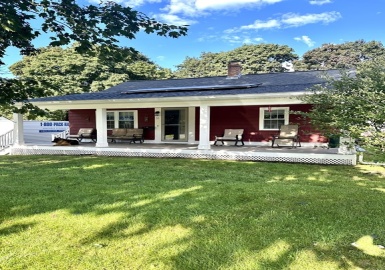 30 Brookhaven Rd, Worcester, Massachusetts 01606, 2 Bedrooms Bedrooms, 4 Rooms Rooms,1 BathroomBathrooms,Residential,For Sale,Brookhaven Rd,73159812