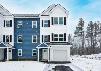 16 Jackson Rd, Chelmsford, Massachusetts 01863, 3 Bedrooms Bedrooms, 8 Rooms Rooms,2.5 BathroomsBathrooms,Residential,For Sale,Northern Star Village,Jackson Rd,73091443