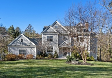 33 Centre St, Dover, Massachusetts 02030, 4 Bedrooms Bedrooms, 11 Rooms Rooms,4.5 BathroomsBathrooms,Residential,For Sale,Centre St,73180190