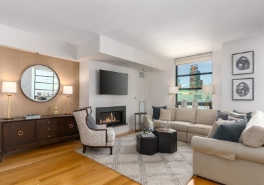 580 Washington Street, Boston, Massachusetts 02111, 3 Bedrooms Bedrooms, 7 Rooms Rooms,3 BathroomsBathrooms,Residential,For Sale,Millennium Place,Washington Street,73083970