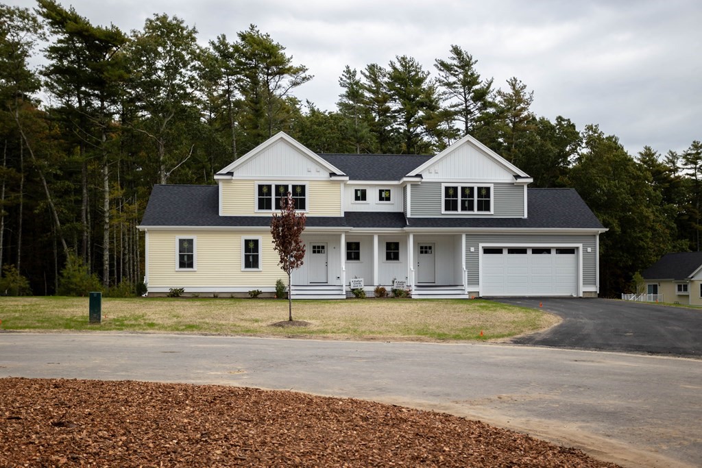 6 Katlyn Circle, Rochester, Massachusetts 02770