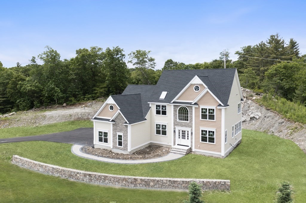 Lot 17 Field Circle, Wrentham, Massachusetts 02093