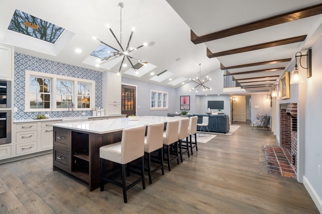 9 Old Orchard Rd, Newton, Massachusetts 02467